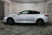 Серебряный Kia Optima 2.0 MT (150 л.с.) 2019 фото 4