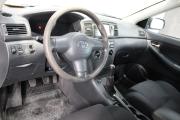 Голубой Toyota Corolla 1.6 MT (110 л.с.) 2006 фото 9