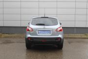 Серый Nissan Qashqai 1.6 CVT (117 л.с.) 2012 фото 6