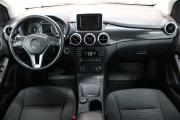 Красный Mercedes-Benz B-Класс 180 1.6 AMT (122 л.с.) 2013 фото 8