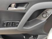 белый Hyundai Creta 2.0 AT (150 л.с.) 4WD 2019 фото 12