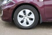 Фиолетовый Hyundai Solaris 1.6 AT (123 л.с.) 2012 фото 13
