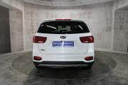 Белый Kia Sorento 2.4 AT (188 л.с.) 4WD 2020 фото 6