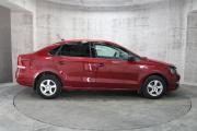 Красный Volkswagen Polo 1.6 MT (90 л.с.) 2018 фото 3