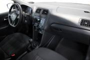 Красный Volkswagen Polo 1.6 MT (90 л.с.) 2018 фото 10