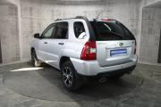 Серебряный Kia Sportage 2.0 MT (141 л.с.) 2010 фото 7