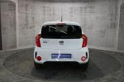 Белый Kia Picanto 1.3 AT (85 л.с.) 2015 фото 6