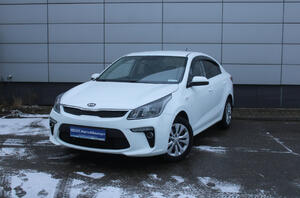 Белый Kia Rio, IV 1.6 AT (123 л.с.) 2017