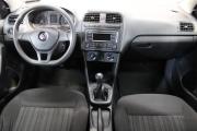 Белый Volkswagen Polo 1.6 MT (110 л.с.) 2017 фото 8