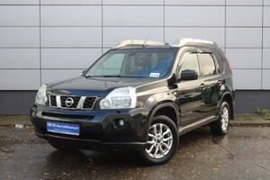 Черный Nissan X-Trail 2.0 MT (141 л.с.) 4WD 2010