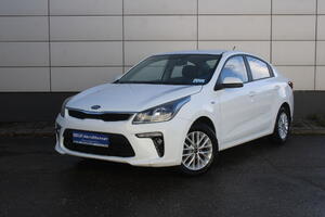 Белый Kia Rio, IV 1.6 MT (123 л.с.) 2020