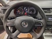белый Skoda Octavia 1.2 MT (105 л.с.) 2013 фото 13