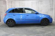 Синий Kia Rio 1.4 MT (97 л.с.) 2010 фото 4