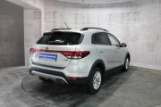 Серый Kia Rio X-Line 1.6 AT (123 л.с.) 2020 фото 5