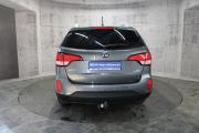 Серый Kia Sorento 2.4 AT (175 л.с.) 4WD 2014 фото 6