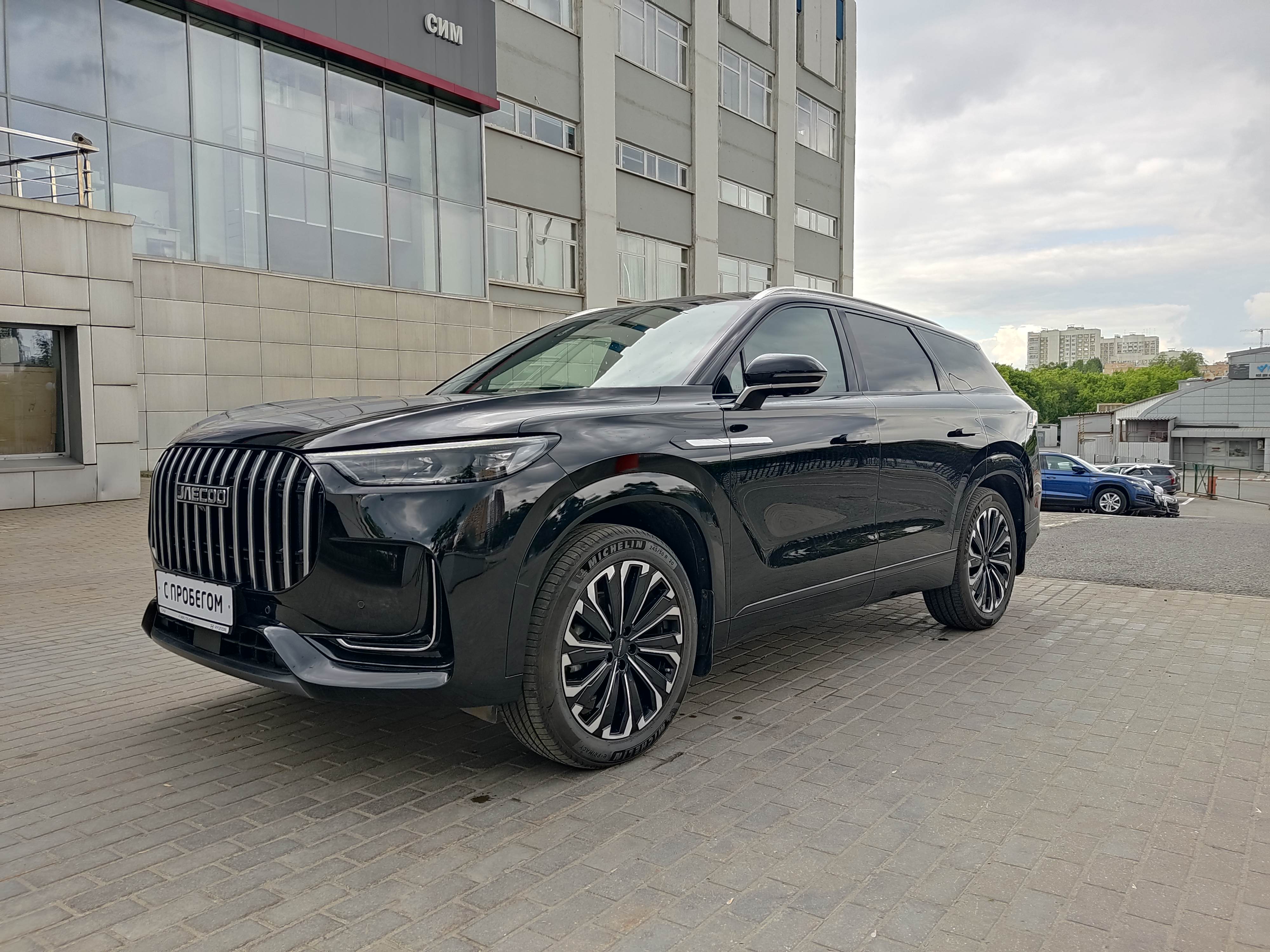 черный Jaecoo J8 2.0 AMT (249 л.с.) 4WD 2024