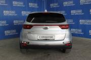 серебряный Kia Sportage 2.0 AT (150 л.с.) 4WD 2018 фото 5