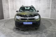 Зеленый Renault Duster 2.0 MT (143 л.с.) 4WD 2019 фото 1