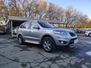 серый Hyundai Santa Fe 2.4 AT (174 л.с.) 4WD 2010 фото 22