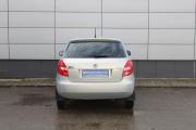 Серебряный Skoda Fabia 1.2 MT (70 л.с.) 2012 фото 6