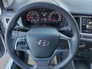 белый Hyundai Solaris 1.6 AT (123 л.с.) 2022 фото 15