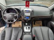 голубой Hyundai Santa Fe 2.4 AT (174 л.с.) 4WD 2011 фото 7