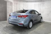 Серый Hyundai Solaris 1.6 MT (123 л.с.) 2017 фото 5