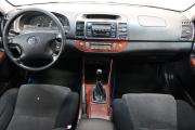 Бежевый Toyota Camry 2.4 MT (152 л.с.) 2004 фото 8