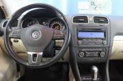 белый Volkswagen Golf 1.4 AMT (122 л.с.) 2011 фото 17