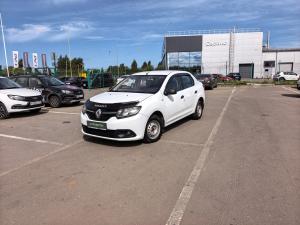 Белый Renault Logan 1.6 MT (82 л.с.) 2014