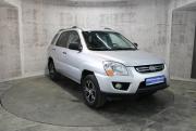 Серебряный Kia Sportage 2.0 MT (141 л.с.) 2010 фото 2