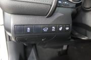 белый Toyota Camry 2.5 AT (200 л.с.) 2021 фото 12
