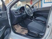 белый Hyundai Solaris 1.6 AT (123 л.с.) 2022 фото 9