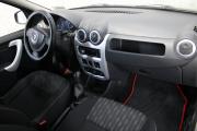 Бежевый Renault Logan 1.6 MT (84 л.с.) 2013 фото 10