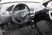 Серебряный Renault Sandero Stepway 1.6 MT (84 л.с.) 2014 фото 9