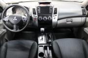 Серый Mitsubishi Pajero Sport 2.5d AT (178 л.с.) 4WD 2014 фото 8