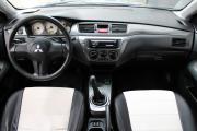Серебряный Mitsubishi Lancer 1.6 MT (98 л.с.) 2006 фото 8