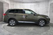 Коричневый Mitsubishi Outlander 2.0 CVT (146 л.с.) 2019 фото 3