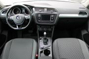Белый Volkswagen Tiguan 2.0 AMT (180 л.с.) 4WD 2017 фото 8