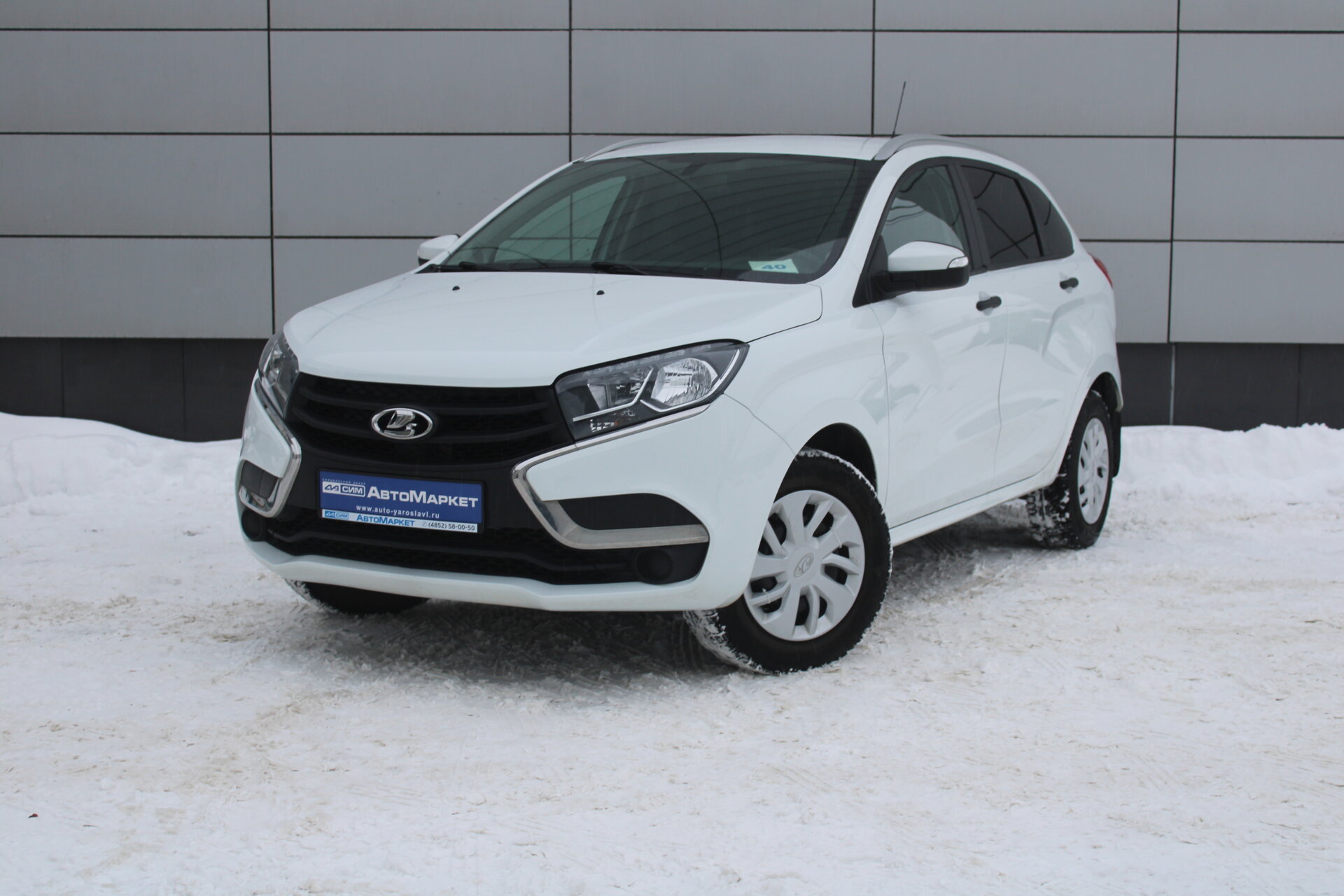 Белый Lada (ВАЗ) XRAY 1.6 MT (106 л.с.) 2021