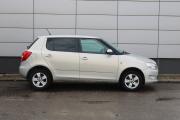 Серебряный Skoda Fabia 1.2 MT (70 л.с.) 2012 фото 3