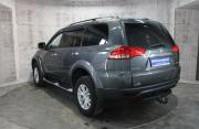 Серый Mitsubishi Pajero Sport 2.5d AT (178 л.с.) 4WD 2014 фото 7