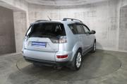 Серебряный Mitsubishi Outlander 2.4 CVT (170 л.с.) 4WD 2011 фото 5