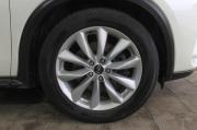 белый Infiniti QX50 2.0 CVT (249 л.с.) 4WD 2018 фото 8
