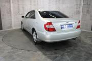 Бежевый Toyota Camry 2.4 MT (152 л.с.) 2004 фото 7