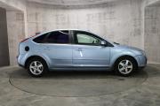 Синий Ford Focus 1.6 MT (100 л.с.) 2007 фото 3