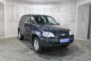 Черный Chevrolet Niva 1.7 MT (80 л.с.) 4WD 2018 фото 2