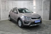 Коричневый Kia Rio X-Line 1.6 MT (123 л.с.) 2018 фото 2