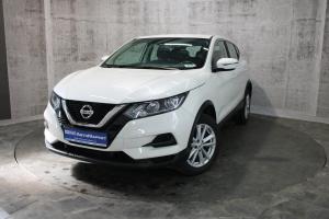 Белый Nissan Qashqai 2.0 CVT (144 л.с.) 4WD 2021