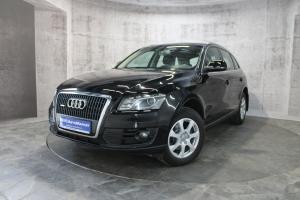 Черный Audi Q5 2.0d AMT (170 л.с.) 4WD 2011